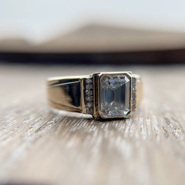 Men's Wedding Ring with Emerald Cut Diamond